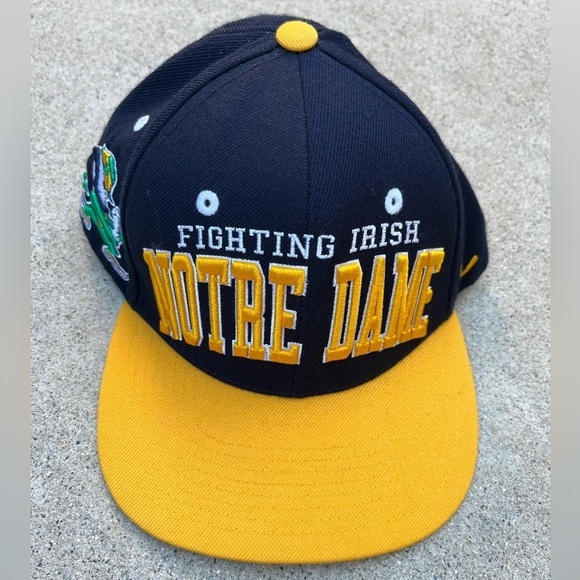 Notre Dame Fighting Irish Vintage Snapback Hat Cap Zephyr Spell-Out Adjust NCAA - Picture 1 of 12